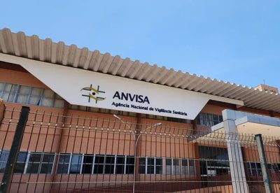  Anvisa proíbe protetores solares e repelentes com fórmula diferente da autorizada