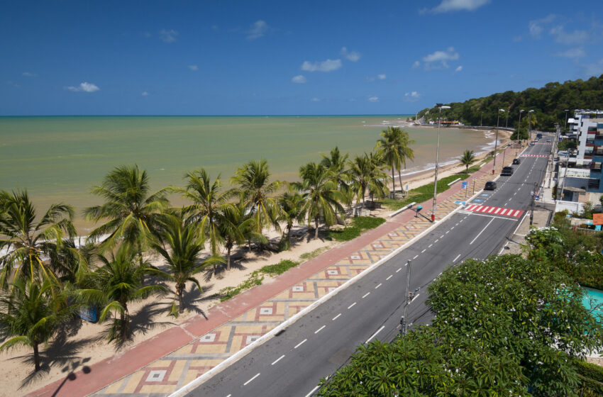  Chuvas causam instabilidade em barreira do Cabo Branco; Semob-JP bloqueia parcialmente via e orienta motoristas