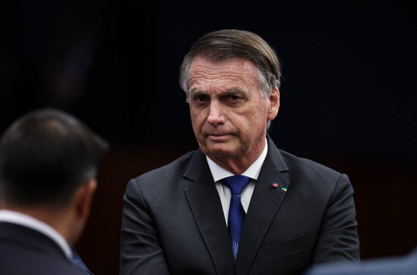  Defesa de Bolsonaro recorre ao STF e solicita revisão em ação sobre tentativa de golpe