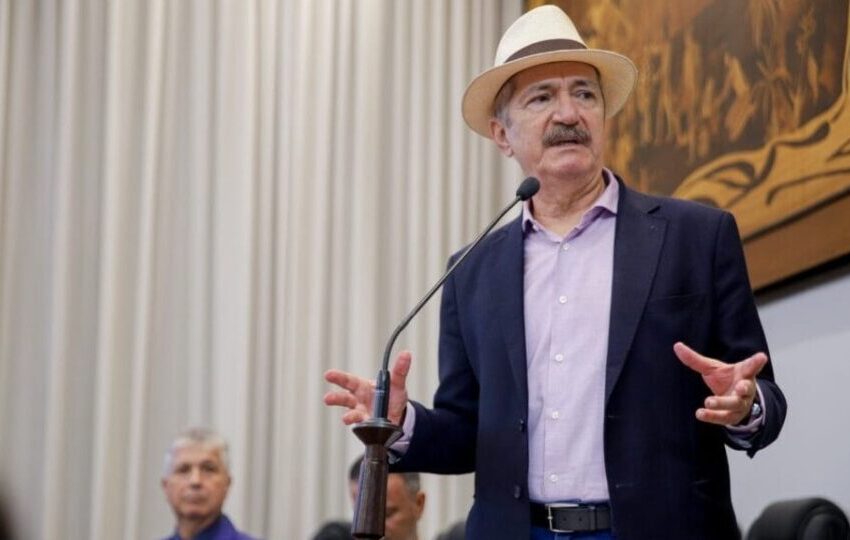  DC abre processo para expulsar Aldo Rebelo após crise interna no partido