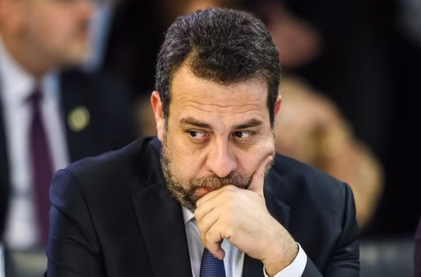  Governo Federal defende fim da escala 6×1 e descarta compensações a empresas
