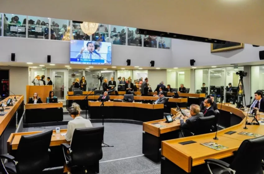  Câmara dos Deputados realiza audiência em João Pessoa para debater fim da escala 6×1