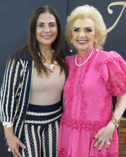  Shirlene Gadelha homenageia Thereza Madalena e relembra apoio ao Hemocentro da Paraíba