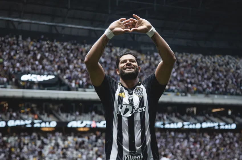  Hulk deixa o Atlético-MG e acerta com o Fluminense