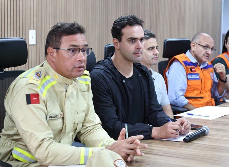  Governador Lucas Ribeiro reforça ações em Santa Rita contra impactos das chuvas e instala comitê no Centro Integrado de Comando e Controle