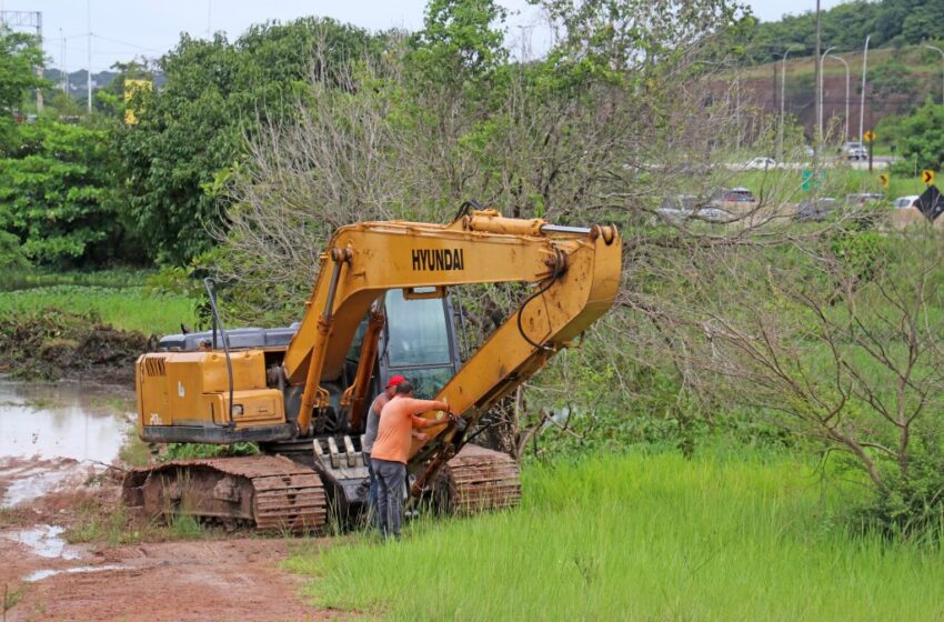  Defesa Civil realiza limpeza das Três Lagoas e reforça alerta sobre o descarte do lixo doméstico e entulhos