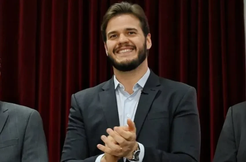  Bruno Cunha Lima confirma decreto para avanço na carreira de servidores