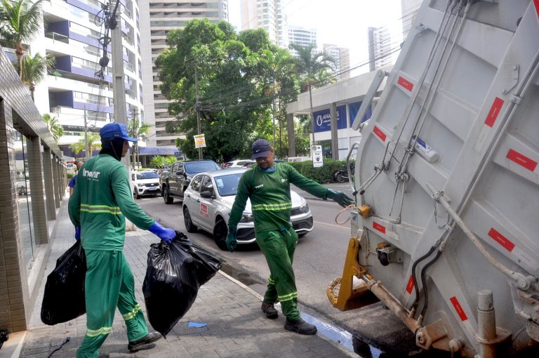  Gestão de Leo Bezerra mantém serviços de limpeza urbana durante mobilização nacional