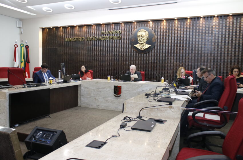  TCE-PB impõe débito de mais de R$ 416 mil a ex-prefeito de Gado Bravo por gastos excessivos com combustíveis