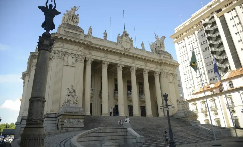  Palácio Tiradentes celebra centenário com programação cultural aberta ao público no Rio de Janeiro