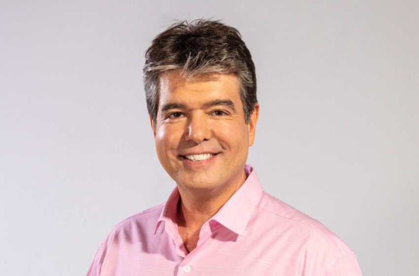  Ruy Carneiro presta homenagem a Thereza Madalena