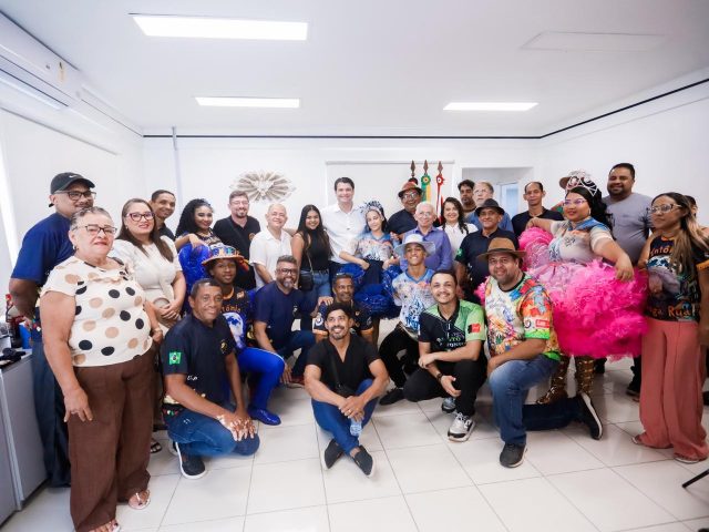  Leo Bezerra libera R$ 2,3 milhões para o São João Multicultural de João Pessoa e fortalece apoio as quadrilhas juninas