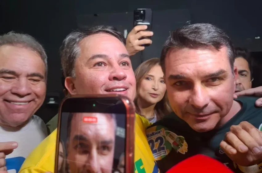  Flávio Bolsonaro deve marcar presença no São João de Campina Grande em movimentação política do PL