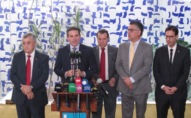  Câmara anuncia transição de um ano para fim da escala 6×1 e redução da jornada para 40 horas semanais