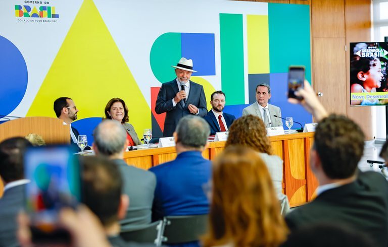  Governo lança Novo Desenrola Brasil com descontos de até 90% e liberação de FGTS para quitar dívidas