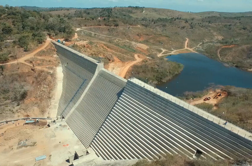  Manutenção corrige vazamentos na Barragem Nova Camará, em Alagoa Nova