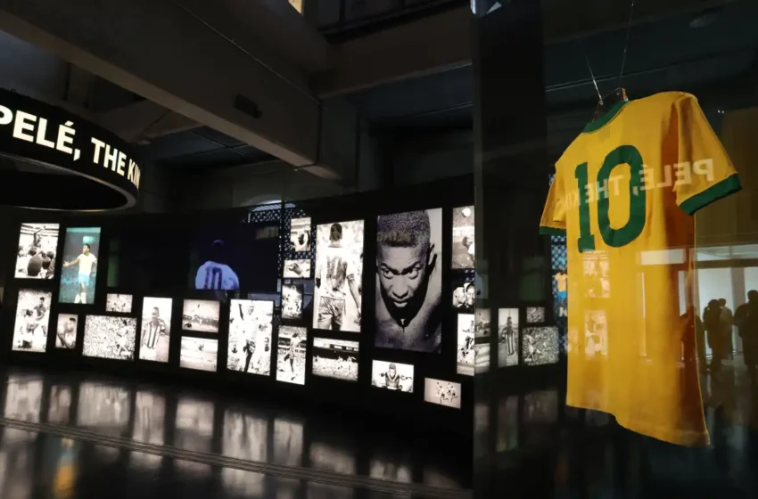 Museu do Futebol celebra a Seleção com exposição de camisas históricas a menos de um mês da Copa do Mundo