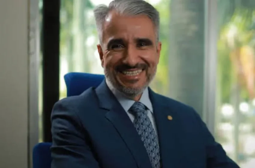  Tanilson Soares presta homenagem a rainha da TV paraibana Thereza Madalena