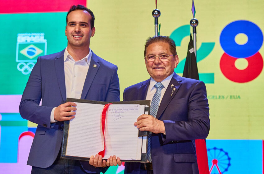  Lucas Ribeiro sinaliza início das articulações para vice e elogia Adriano Galdino: “Grande nome”