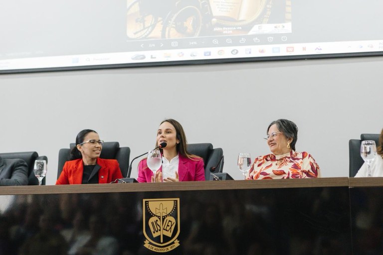  Primeira-dama destaca ações do Governo em defesa das mulheres durante evento do MPPB com a presença de Maria da Penha