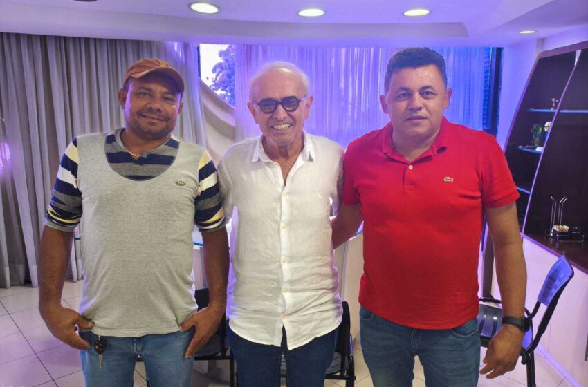 Cícero Lucena recebe adesão de lideranças de São Domingos do Cariri e Mato Grosso