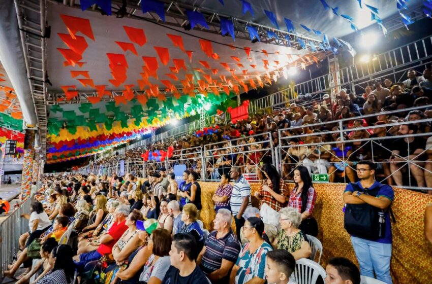  Festival de Quadrilhas Juninas de João Pessoa estreia com grande público no Busto de Tamandaré