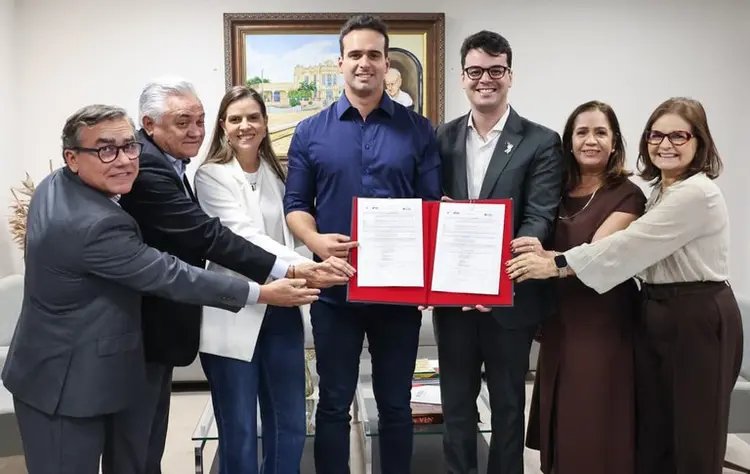  Governo da Paraíba inicia implantação de sistema digital para agilizar regulação de leitos e consultas no SUS