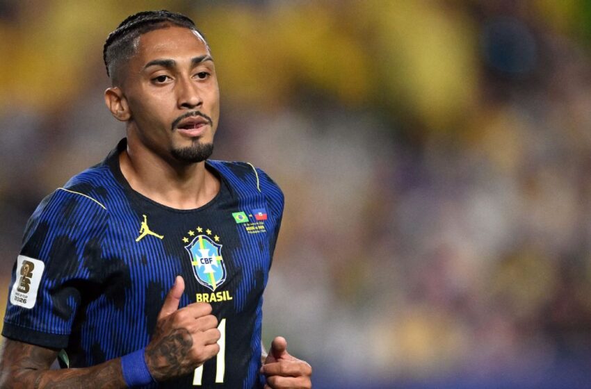  Raphinha sofre lesão na coxa direita e vira dúvida no Brasil para sequência da Copa do Mundo