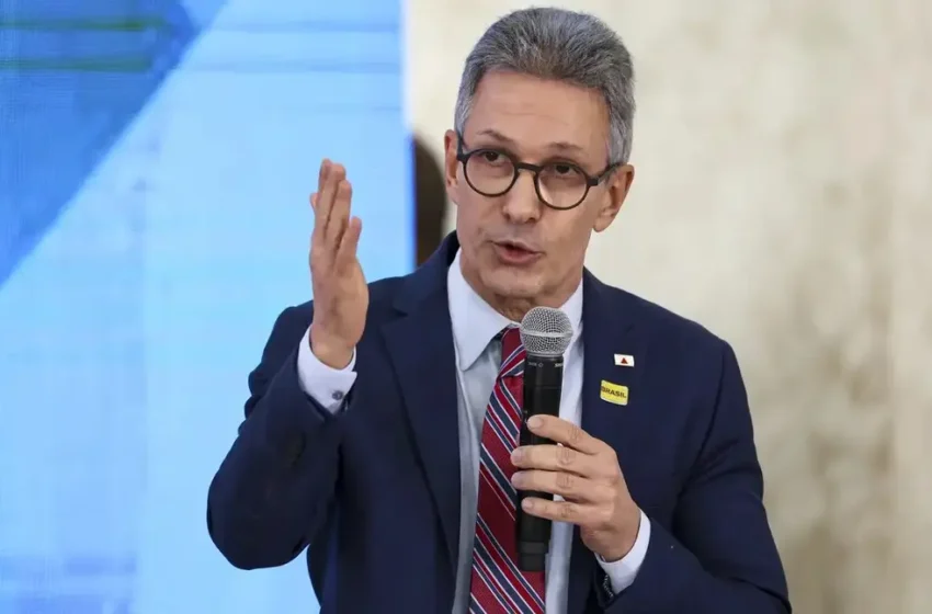  Zema diz que apoiará nome que fizer oposição ao PT em eventual 2º turno
