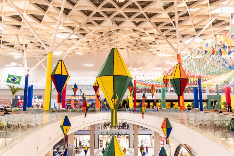  Manaira e Mangabeira Shopping terão horários especiais durante o São João e jogo do Brasil