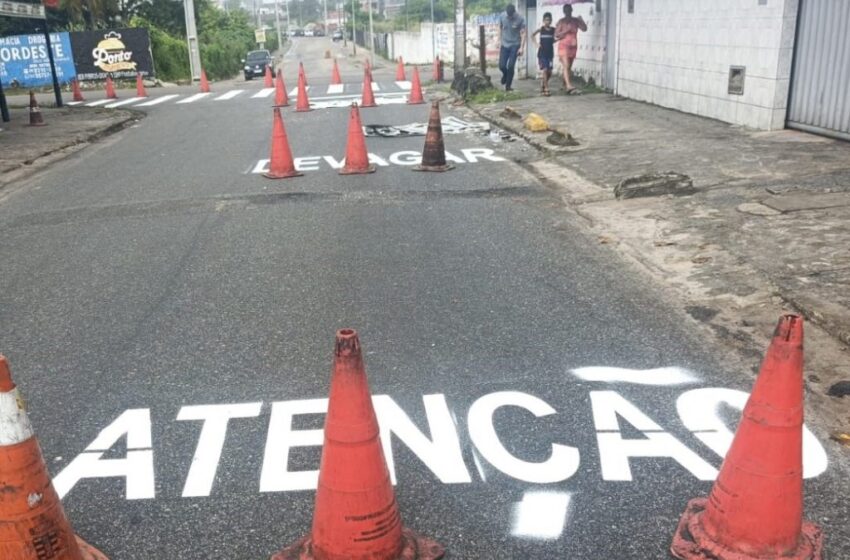  Semob-JP reforça sinalização em 40 bairros de João Pessoa para aumentar segurança viária