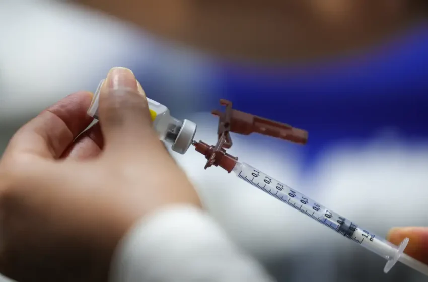  Suspensão de vacina do Butantan não afeta imunização infantil contra dengue, afirma Ministério da Saúde