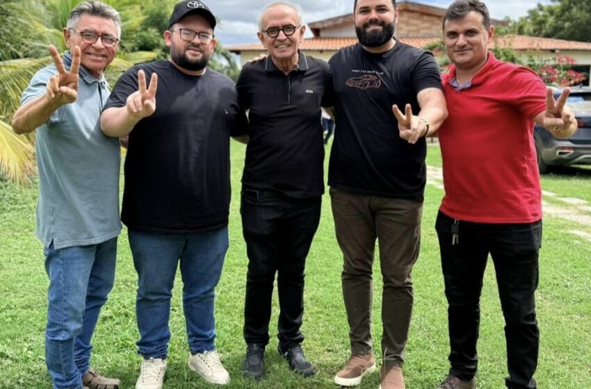  Pré-campanha de Cícero ganha reforço em Cachoeira dos Índios, Fagundes e Algodão de Jandaíra