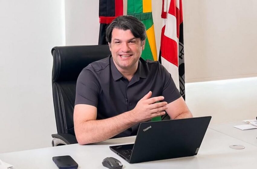  Leo Bezerra anuncia antecipação dos salários de junho e paga folha na segunda-feira para todos os servidores