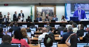  CCJ da Câmara aprova admissibilidade de PEC que reduz maioridade penal para 16 anos