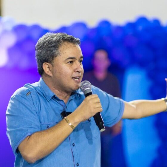  Efraim Filho deixa definição de vice e segunda vaga ao Senado para convenção do PL