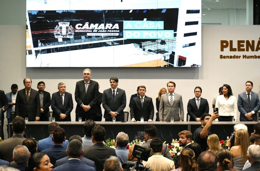  TRE-PB homenageia Dinho Dowsley por modernização da sede da Câmara Municipal de João Pessoa