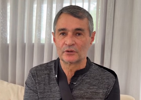  Deputado Romero Rodrigues relata convulsão e fraturas após ataque de touro