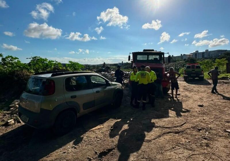  Operação contra descarte ilegal de entulho apreende veículo e resulta em prisão na Capital