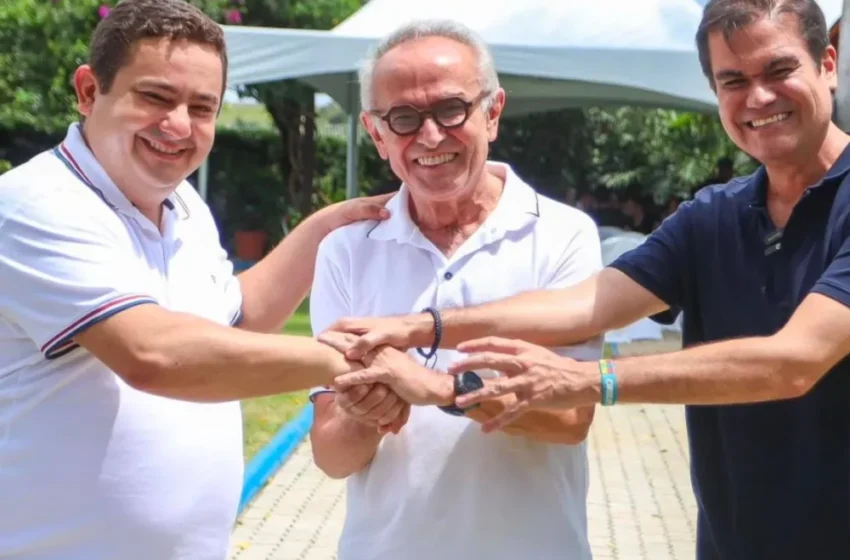  Prefeito de Jacaraú declara apoio à pré-candidatura de Cícero Lucena ao Governo
