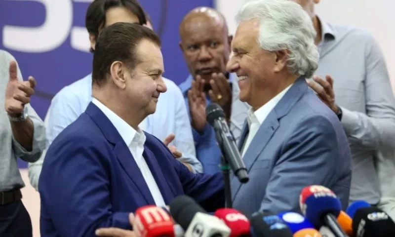  Caiado oficializa candidatura à Presidência com Gilberto Kassab na vice