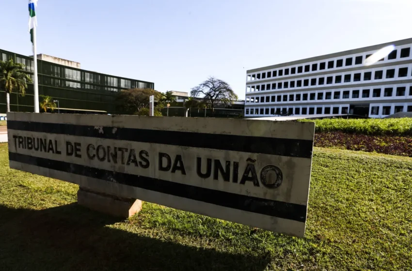  TCU autoriza pagamento acima do teto para servidores do Congresso e da própria Corte