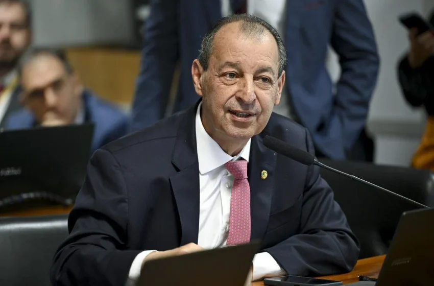  Aziz mantém texto da Câmara e acelera tramitação do fim da escala 6×1 no Senado