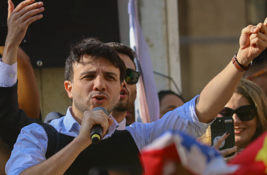  Renan Santos reage à suspensão de campanha e acusa Toffoli de perseguição