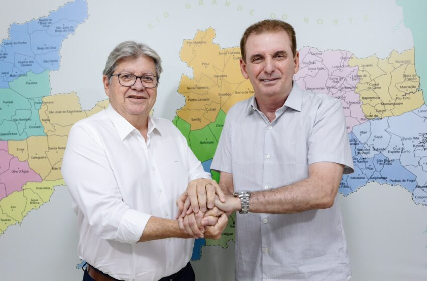  João Azevêdo anuncia Chico Mendes e Roberto Franca como suplentes ao Senado