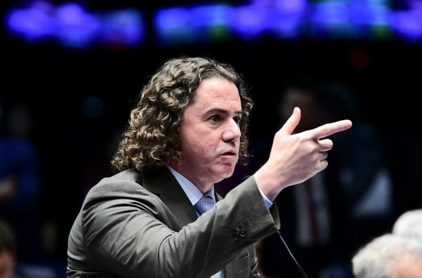  Veneziano defende mudança da escala 6×1 para 5×2 e cobra transparência em emendas