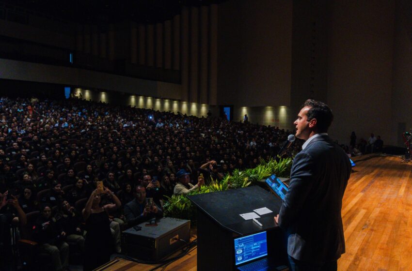  Lucas Ribeiro celebra reforço na segurança com formatura de 240 novos policiais civis