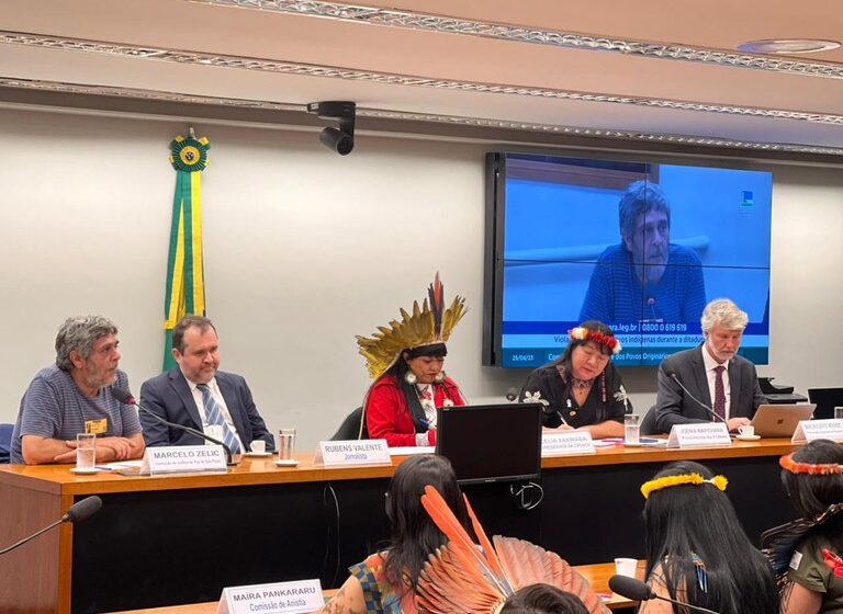  Câmara debate criação de Comissão da Verdade voltada aos povos indígenas