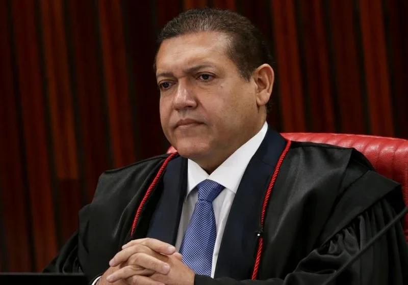  Mensagens do celular de Vorcaro mencionam repasses mensais de R$ 500 mil a filho de Kassio Nunes Marques