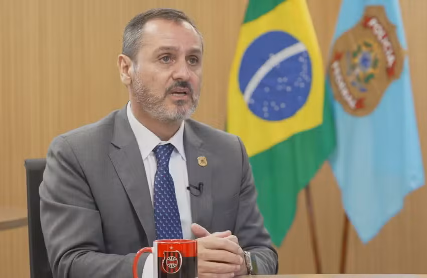  Diretores da PF colocam cargos à disposição em apoio a Andrei Rodrigues após afastamento